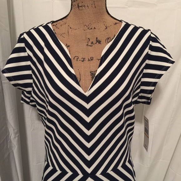 🔥LAST CHANCE/DONATING SOON - Picture 3 of 7